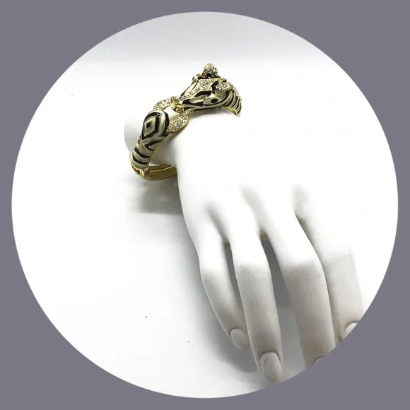 Zebra Bracelet - Picture 3 of 6